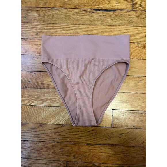 COS RIBBED UNDERWEAR - Picture 9 of 9